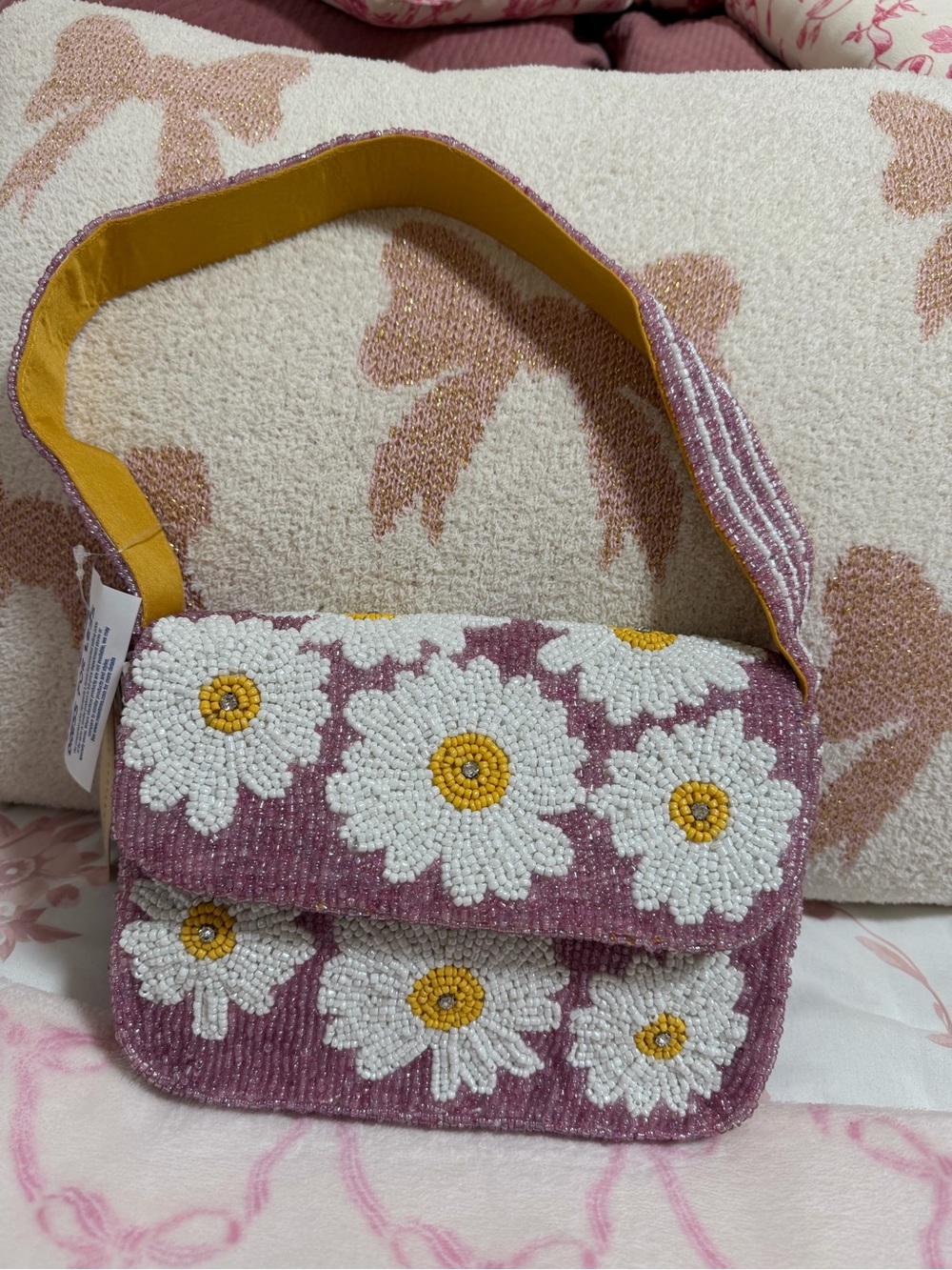 Beaded Daisy Shoulder Bag in Pink - Floral Crossbody Purse